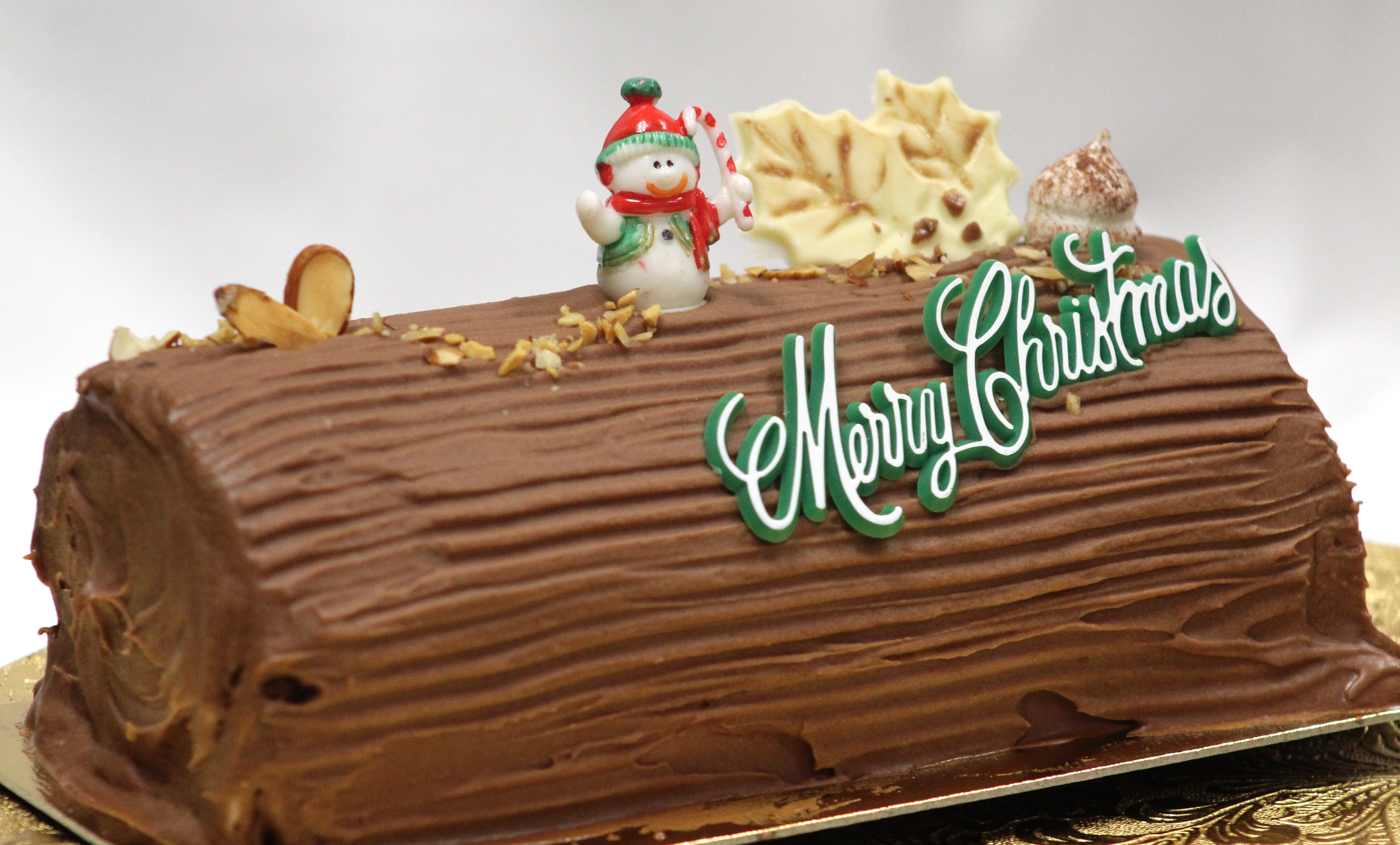 Organic Christmas Log #4 - Chocolate Pastry Cream and Chocolate Butter Cream