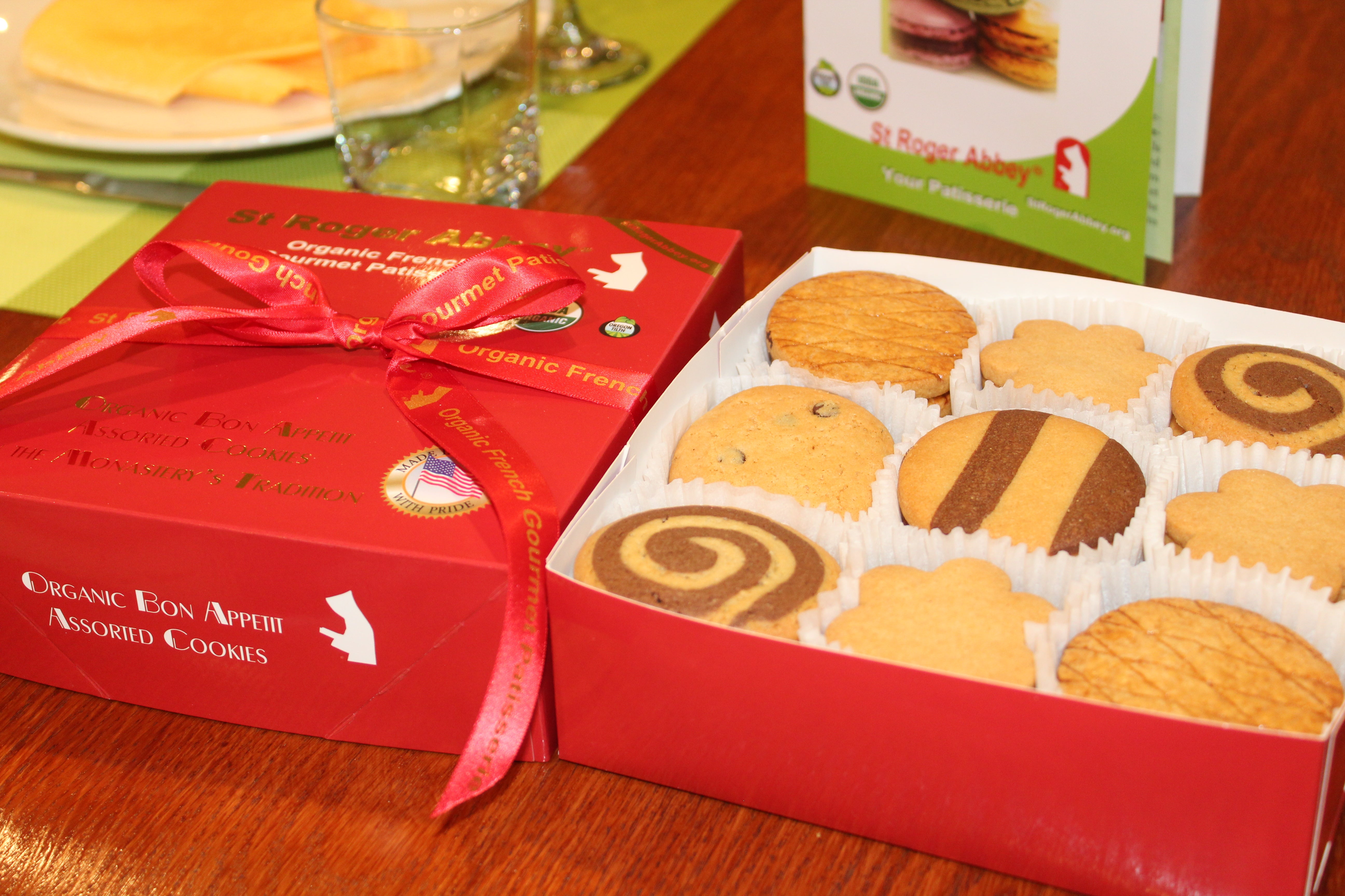 Organic Bon Appetit Assorted Cookies box